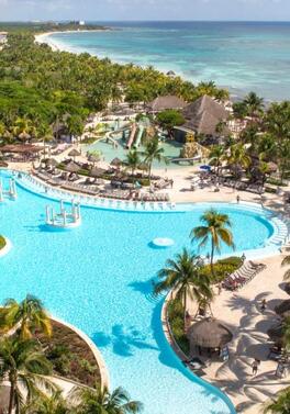 Unwind in Cancun's Luxurious Tropical Paradise!