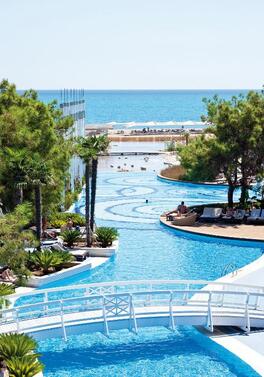 WOW! Family Easter School Holidays at Lykia World Antalya!