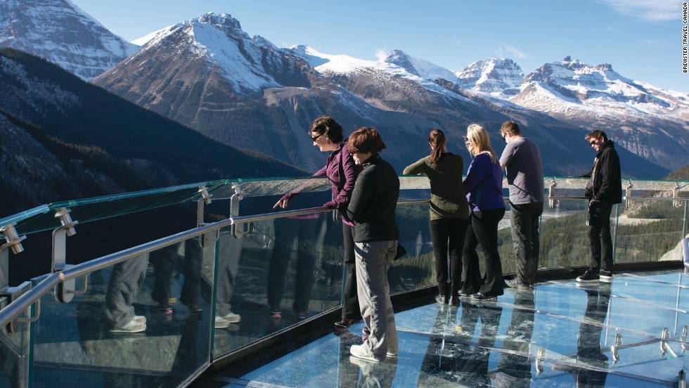 Columbia Icefield Discovery & Glacier Adventure with NEW Glacier Skywalk