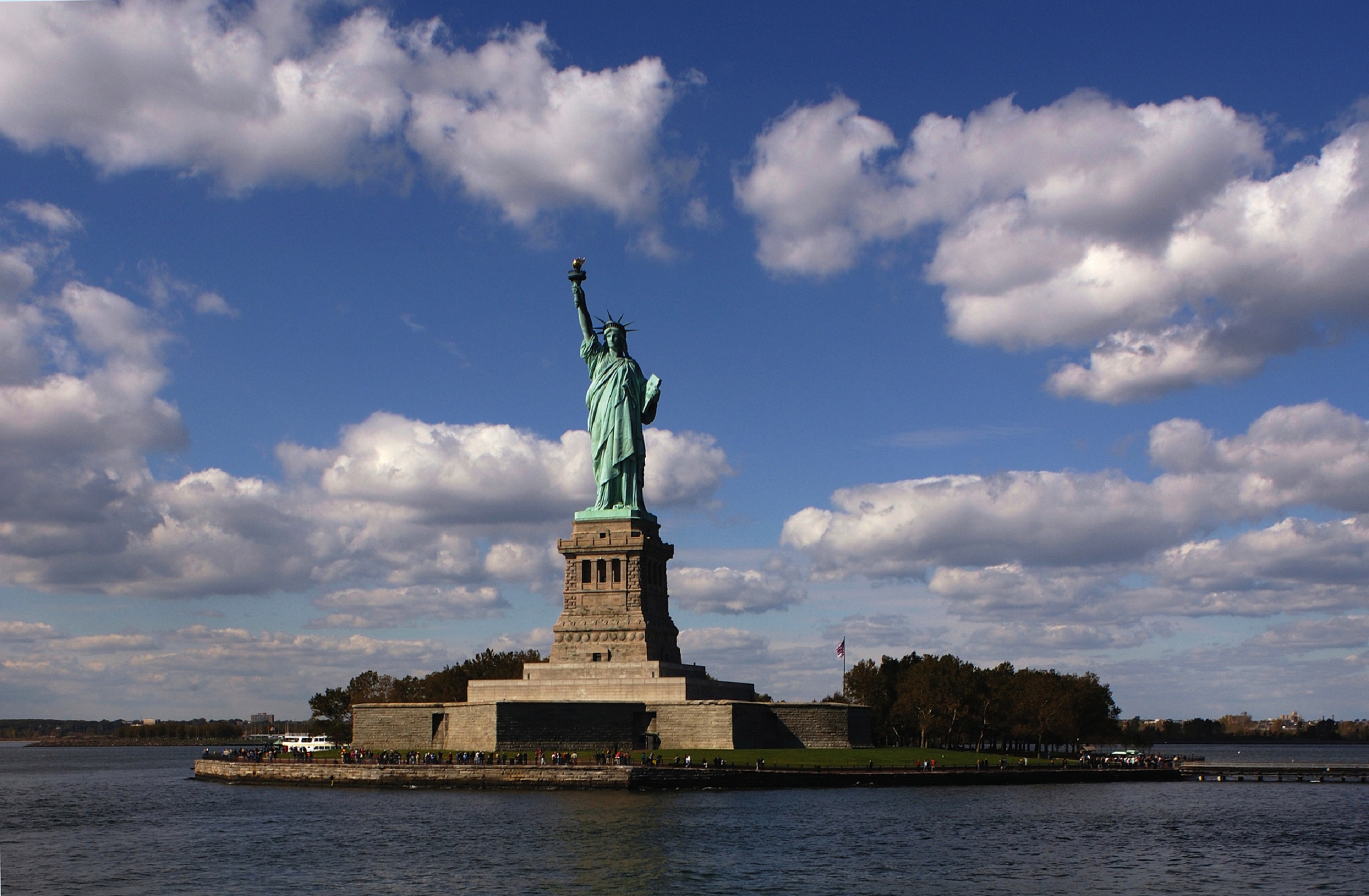 Statue-of-Liberty-Island