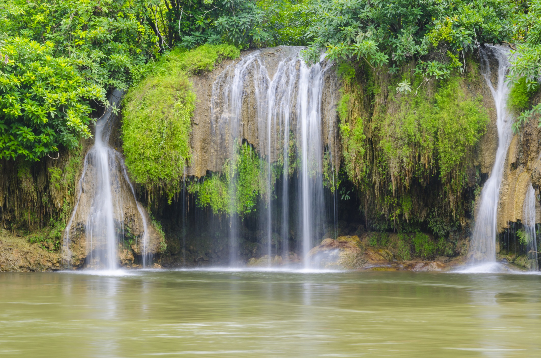 Sai Yok Yai waterfalls