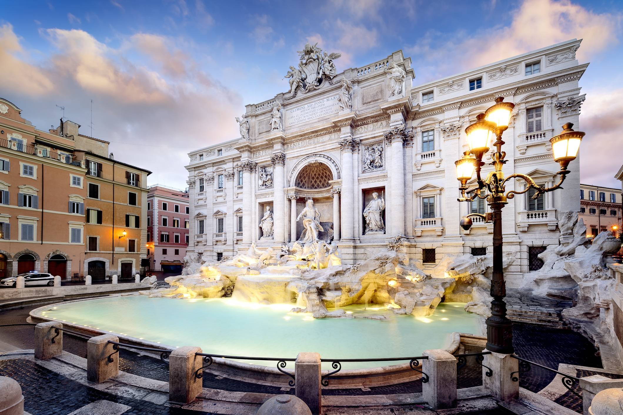Trevi Fountain, rome, Italy